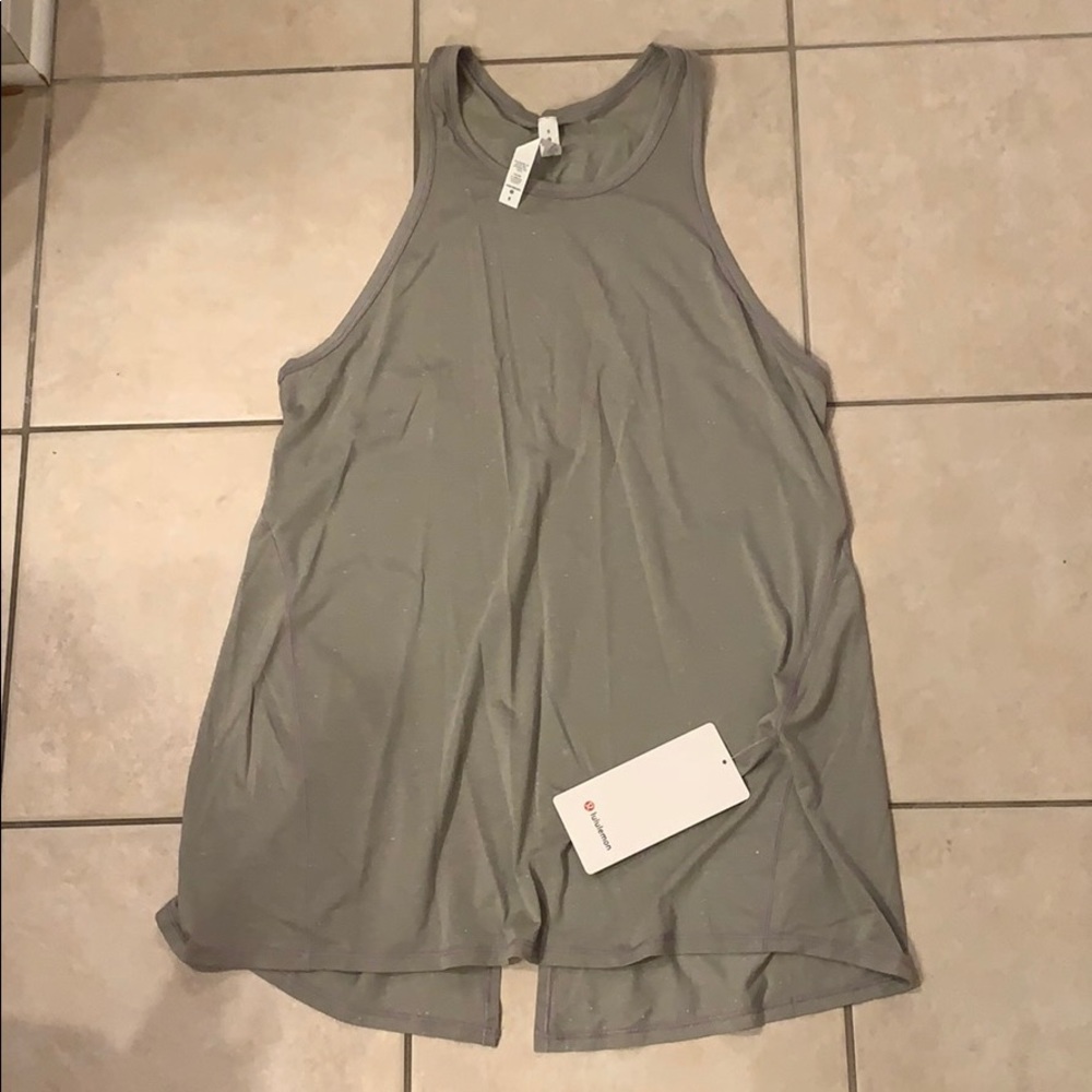 Lululemon tank top